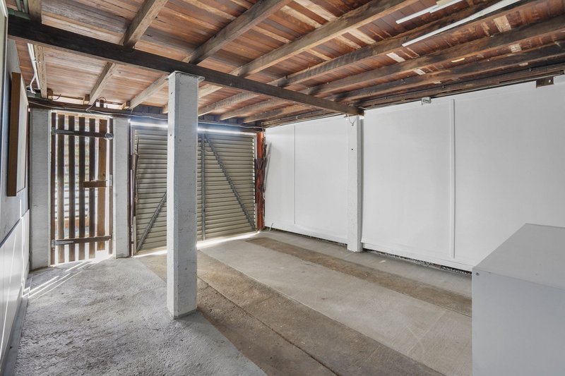 Photo - 90 Oxley Avenue, Woody Point QLD 4019 - Image 12