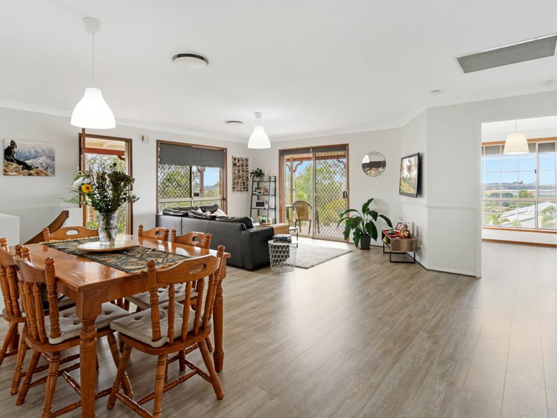 Photo - 90 Pappas Way, Carrara QLD 4211 - Image 4
