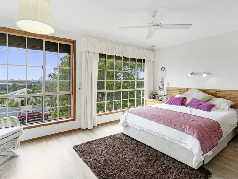 Photo - 90 Pappas Way, Carrara QLD 4211 - Image 10