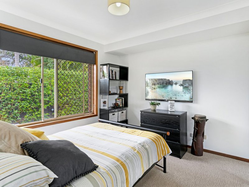 Photo - 90 Pappas Way, Carrara QLD 4211 - Image 12