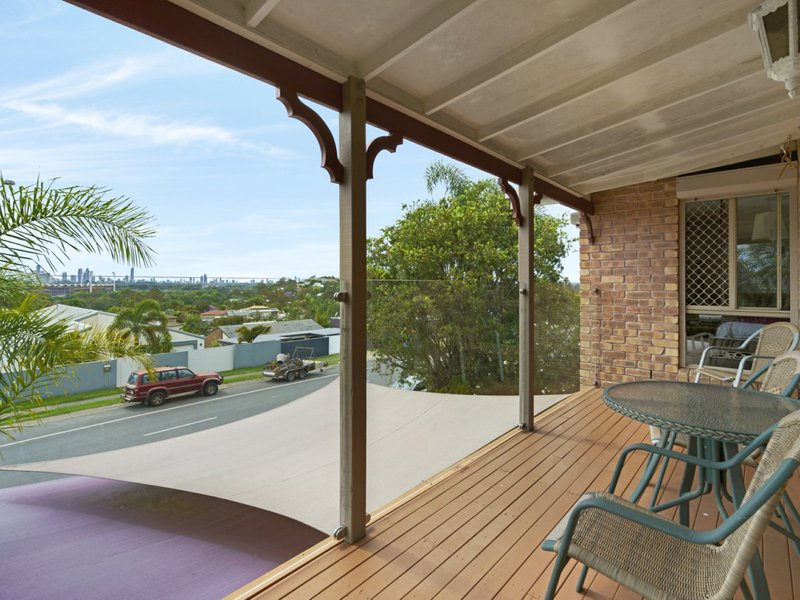 Photo - 90 Pappas Way, Carrara QLD 4211 - Image 25