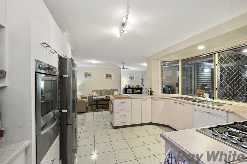 Photo - 90 Phillip Parade, Deception Bay QLD 4508 - Image 3