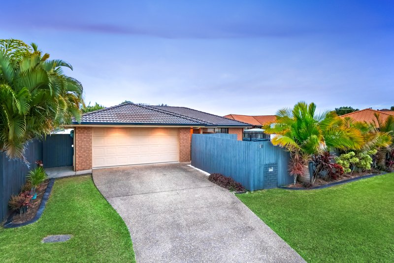 90 Pine River Drive, Murrumba Downs QLD 4503