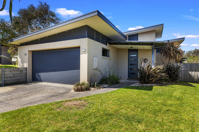 90 Ripple Drive, Inverloch VIC 3996