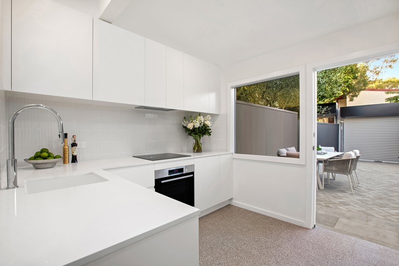 Photo - 90 Rochford Street, Erskineville NSW 2043 - Image 3