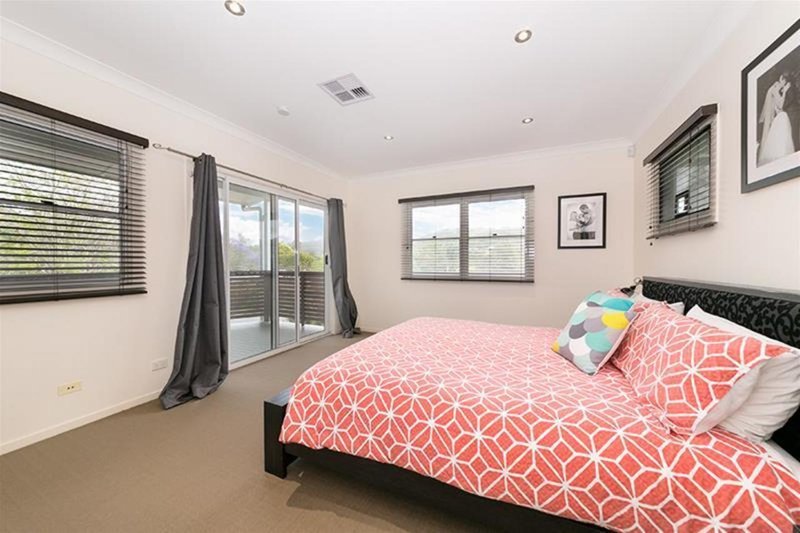 Photo - 90 Romea Street, The Gap QLD 4061 - Image 5