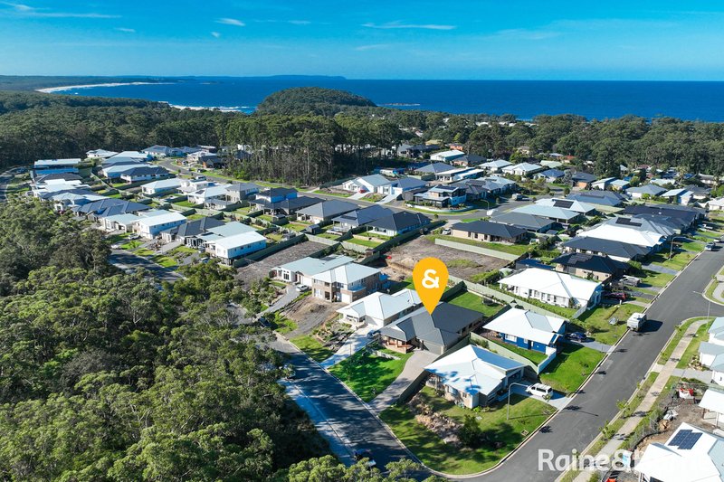 Photo - 90 Seaspray Street, Narrawallee NSW 2539 - Image 11