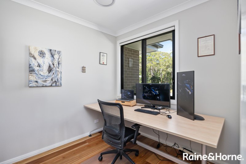 Photo - 90 Seaspray Street, Narrawallee NSW 2539 - Image 13