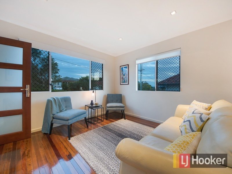 Photo - 90 Sizer Street, Everton Park QLD 4053 - Image 2