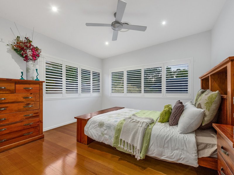 Photo - 90 Stringybark Drive, Chermside West QLD 4032 - Image 15