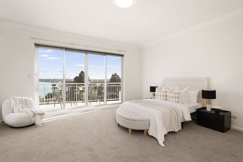 Photo - 90 Stuart Street, Blakehurst NSW 2221 - Image 12