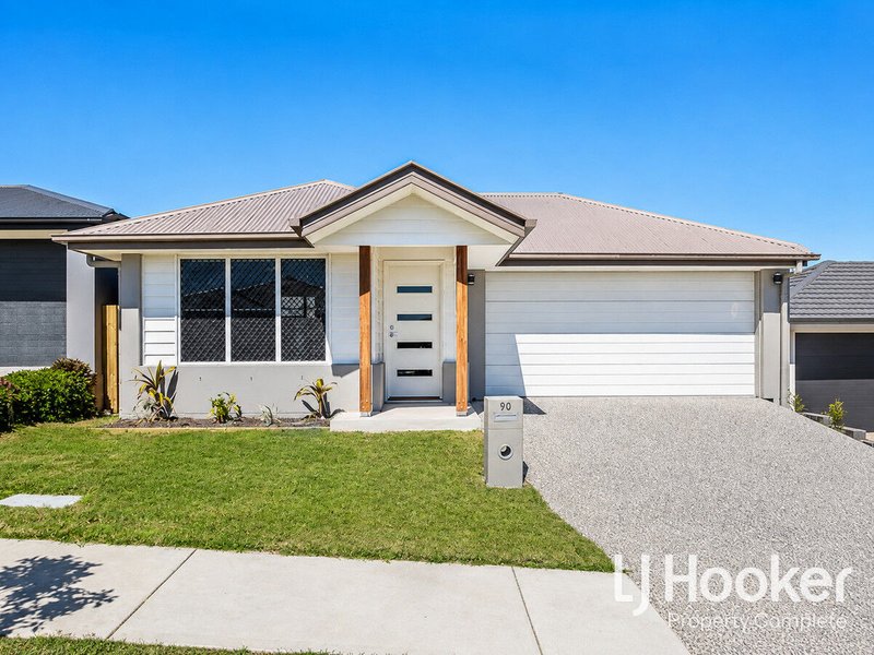 Photo - 90 Welford Circuit, Yarrabilba QLD 4207 - Image 2
