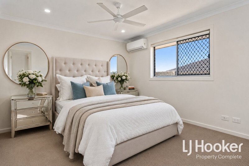 Photo - 90 Welford Circuit, Yarrabilba QLD 4207 - Image 6