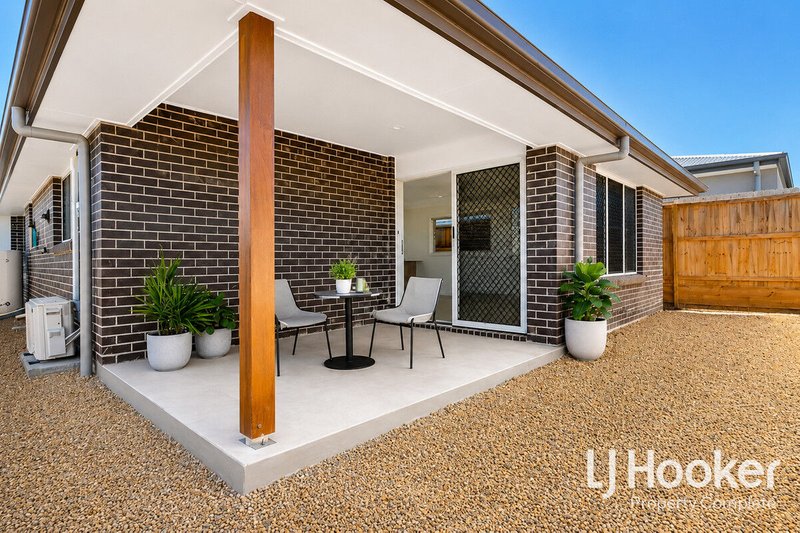 Photo - 90 Welford Circuit, Yarrabilba QLD 4207 - Image 9