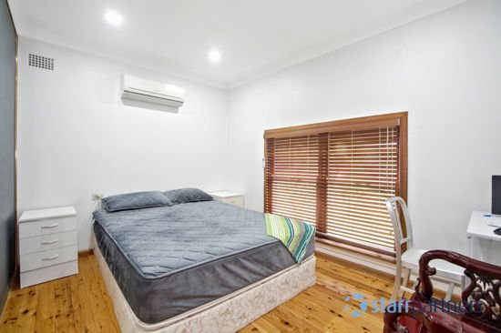 Photo - 90 Willan Drive, Cartwright NSW 2168 - Image 3