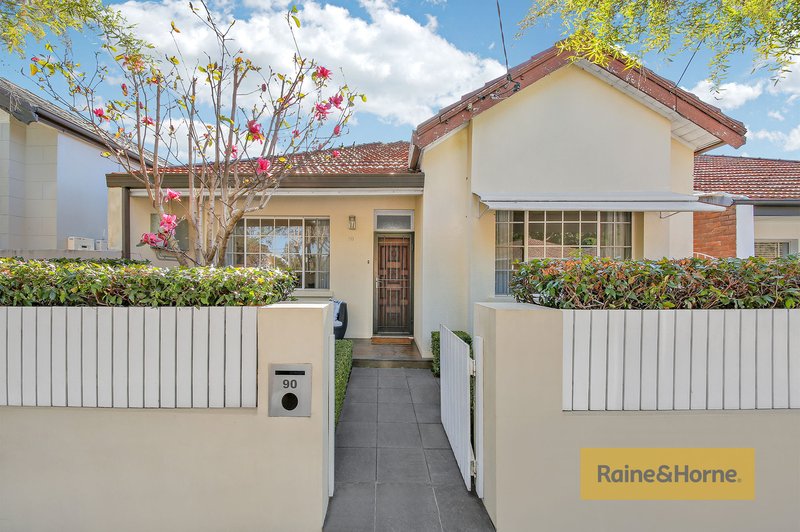 90 Windsor Road, Dulwich Hill NSW 2203