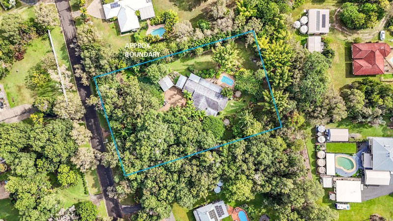 Photo - 90 Woodhaven Way, Cooroibah QLD 4565 - Image 2