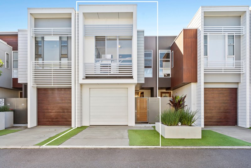 Photo - 90/1 Vue Boulevard, Robina QLD 4226 - Image 1