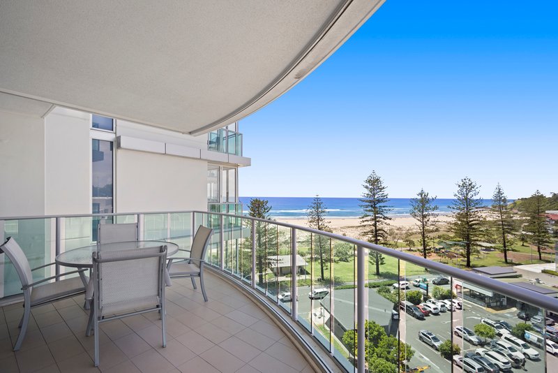 Photo - 901/1 Douglas Street 'Nirvana' , Coolangatta QLD 4225 - Image 14