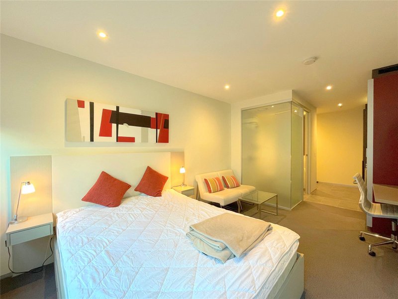 Photo - 901/181 Abeckett Street, Melbourne VIC 3000 - Image 2