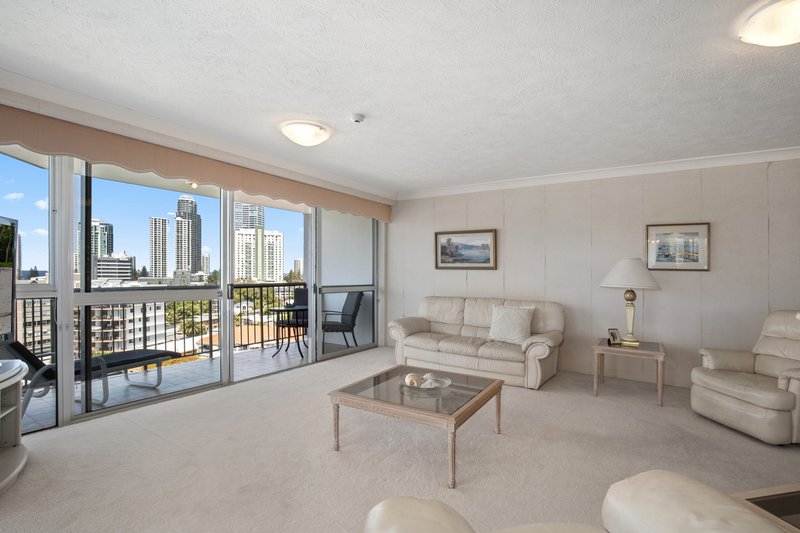 Photo - 901/21 Peninsular Drive, Surfers Paradise QLD 4217 - Image 5