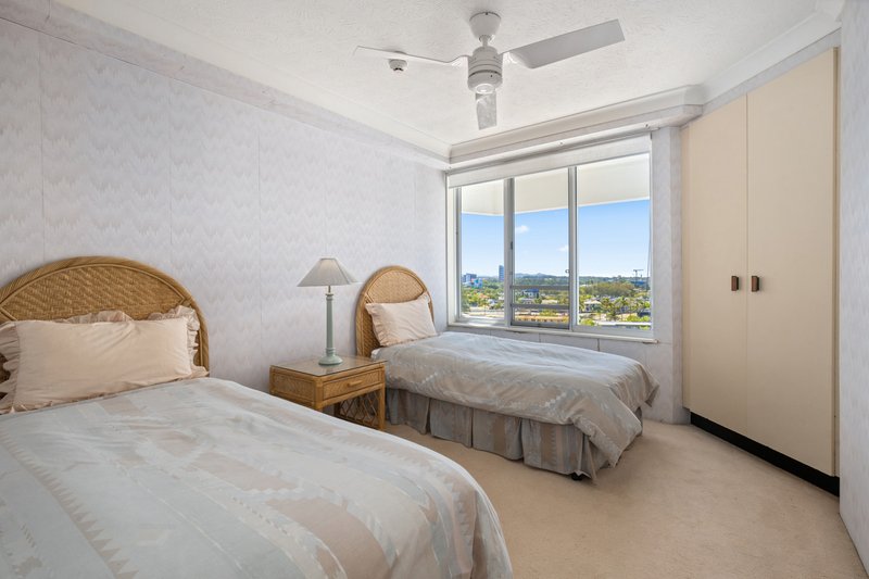 Photo - 901/21 Peninsular Drive, Surfers Paradise QLD 4217 - Image 13