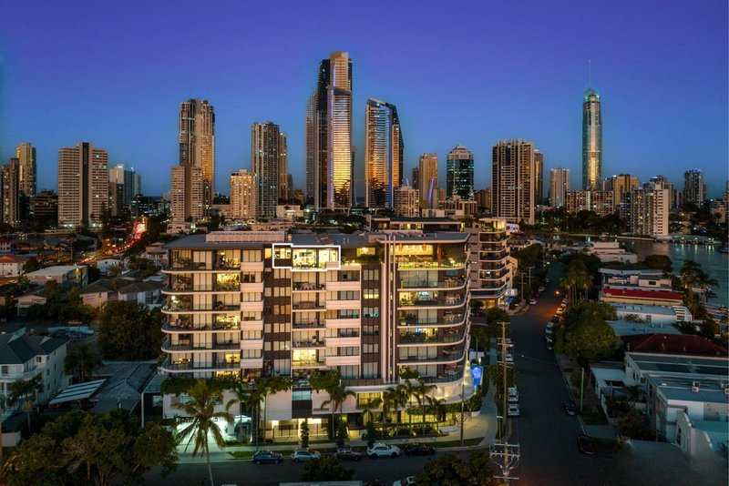 Photo - 901/256 Stanhill Drive, Surfers Paradise QLD 4217 - Image 2