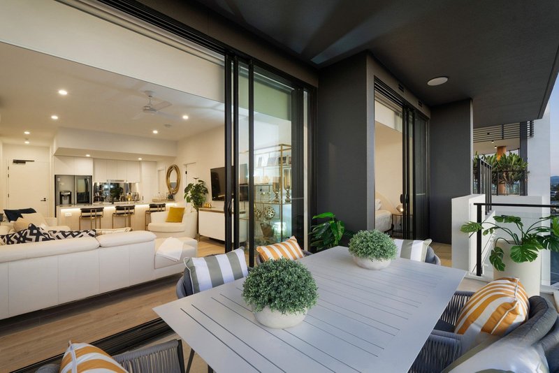 Photo - 901/256 Stanhill Drive, Surfers Paradise QLD 4217 - Image 15