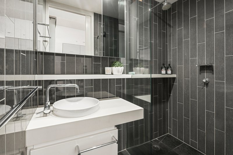 Photo - 901/338 Kings Way, South Melbourne VIC 3205 - Image 7