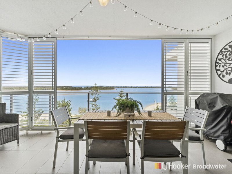 Photo - 901/378 Marine Parade, Labrador QLD 4215 - Image 3