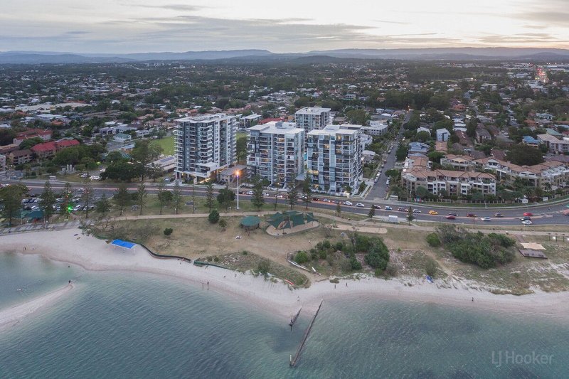 Photo - 901/378 Marine Parade, Labrador QLD 4215 - Image 17