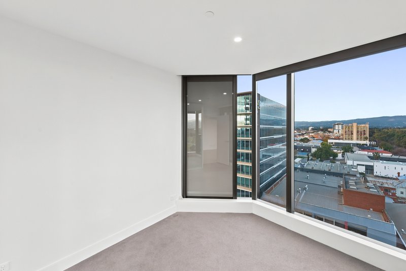 Photo - 901/421 King William Street, Adelaide SA 5000 - Image 6