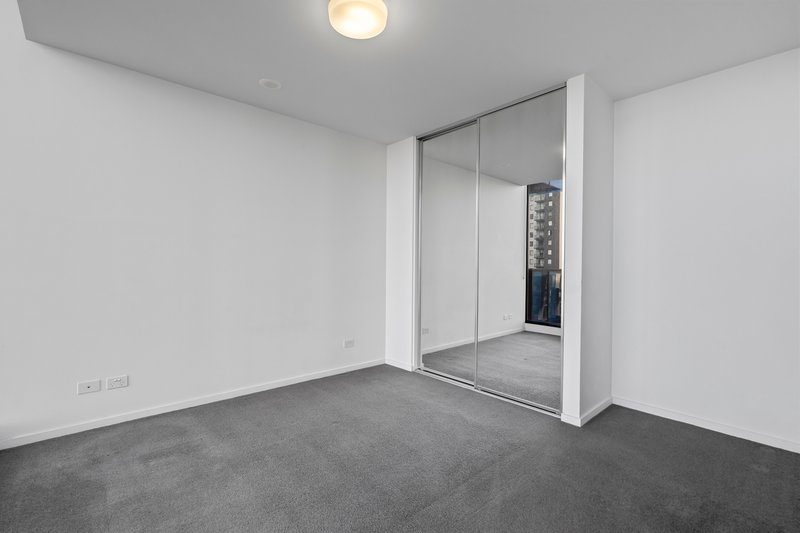 Photo - 901/50 Haig Street, Southbank VIC 3006 - Image 8