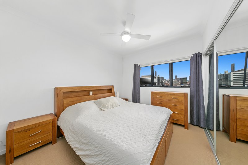 Photo - 901/56 Prospect Street, Fortitude Valley QLD 4006 - Image 3