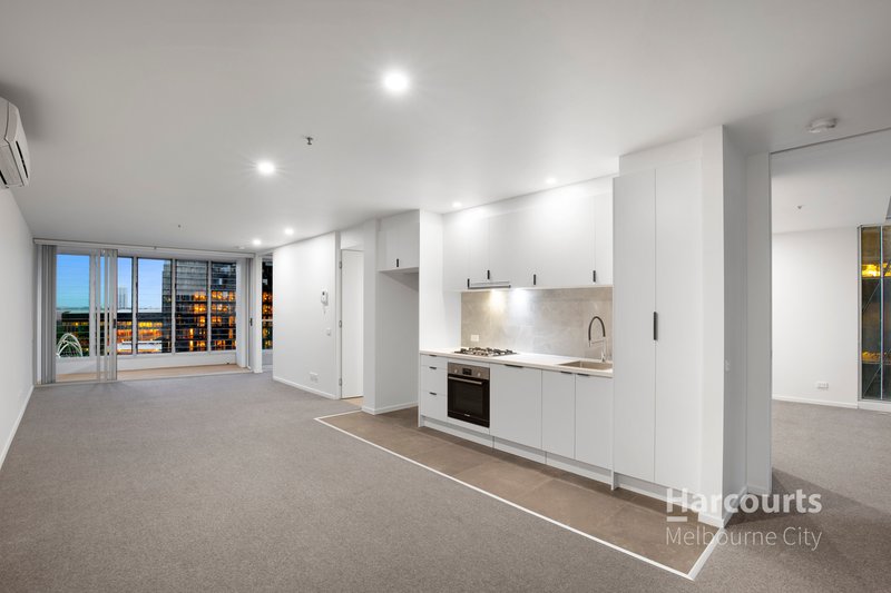 Photo - 901/8 Mccrae Street, Docklands VIC 3008 - Image 4