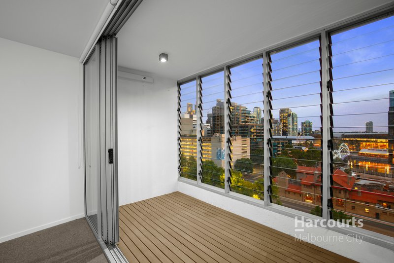 Photo - 901/8 Mccrae Street, Docklands VIC 3008 - Image 6