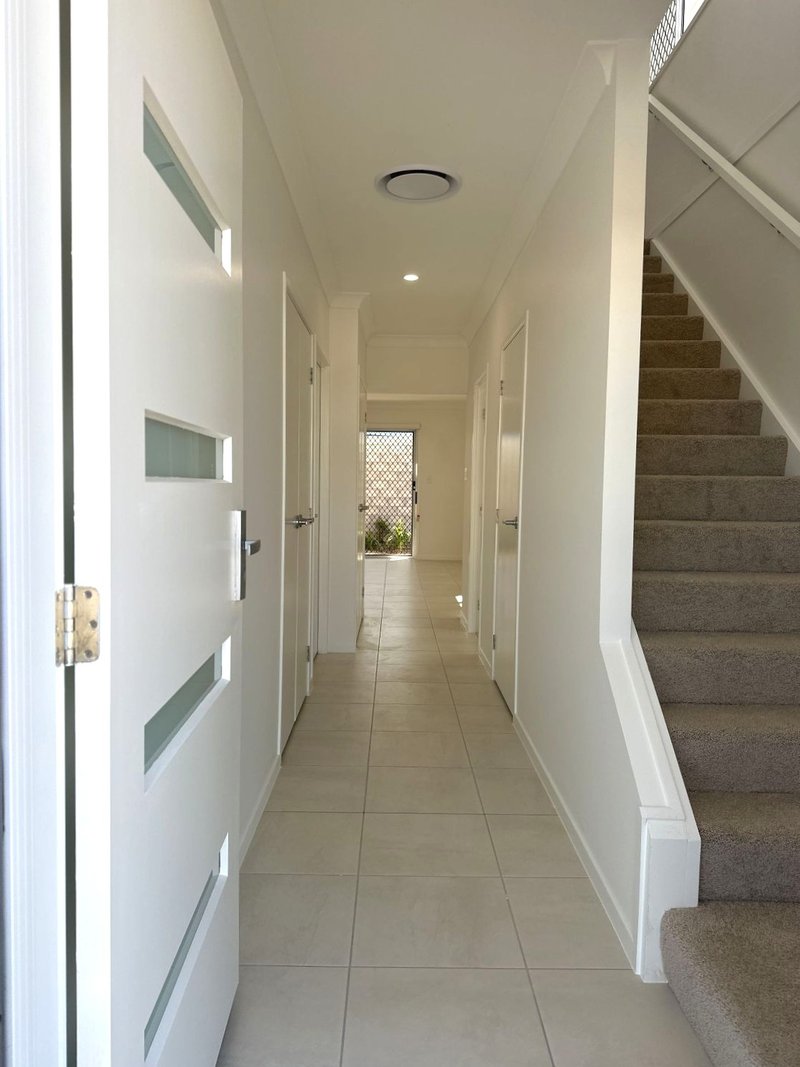 Photo - 90/2 Waler Close, Mango Hill QLD 4509 - Image 2