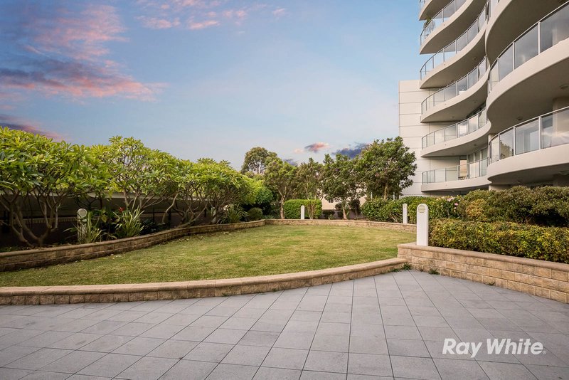 Photo - 902/12 Pennant St , Castle Hill NSW 2154 - Image 4