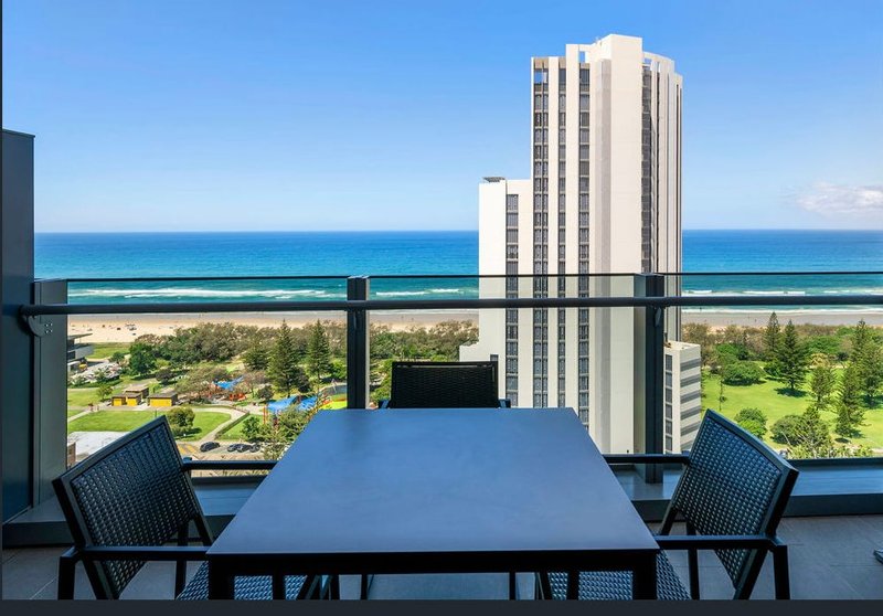 Photo - 902/12 Philip Avenue, Broadbeach QLD 4218 - Image 10