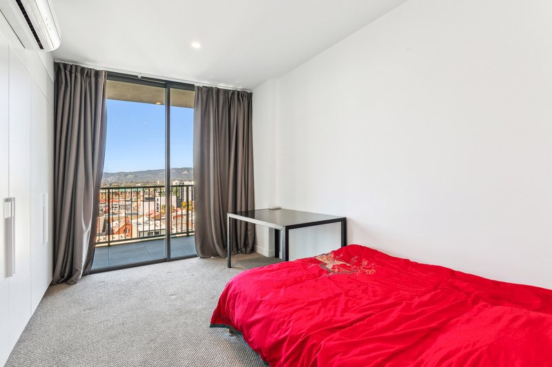 Photo - 902/17 Penny Place, Adelaide SA 5000 - Image 6