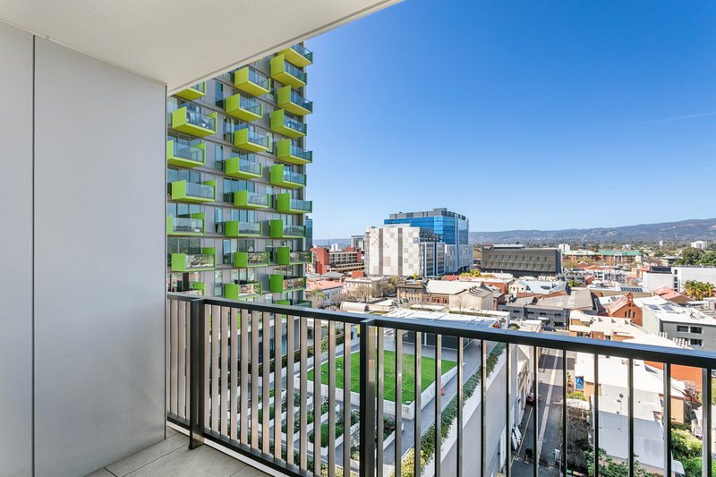 Photo - 902/17 Penny Place, Adelaide SA 5000 - Image 13