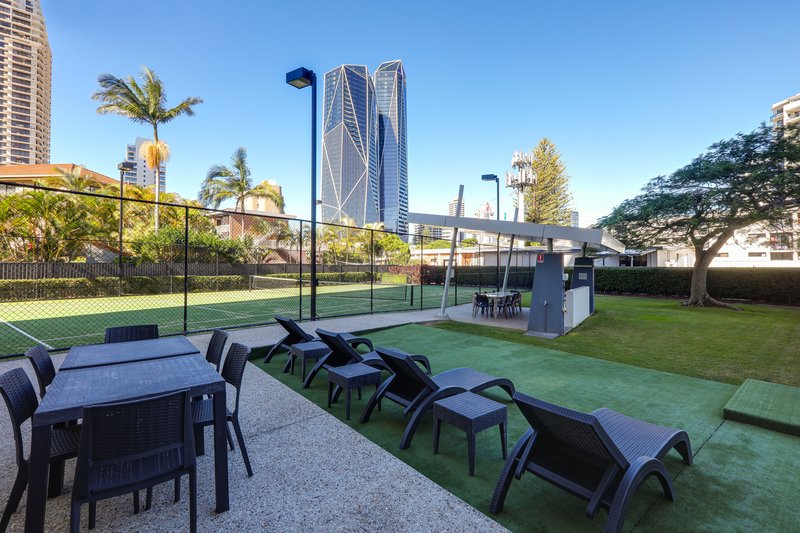 Photo - 902/18 Fern Street, Surfers Paradise QLD 4217 - Image 19