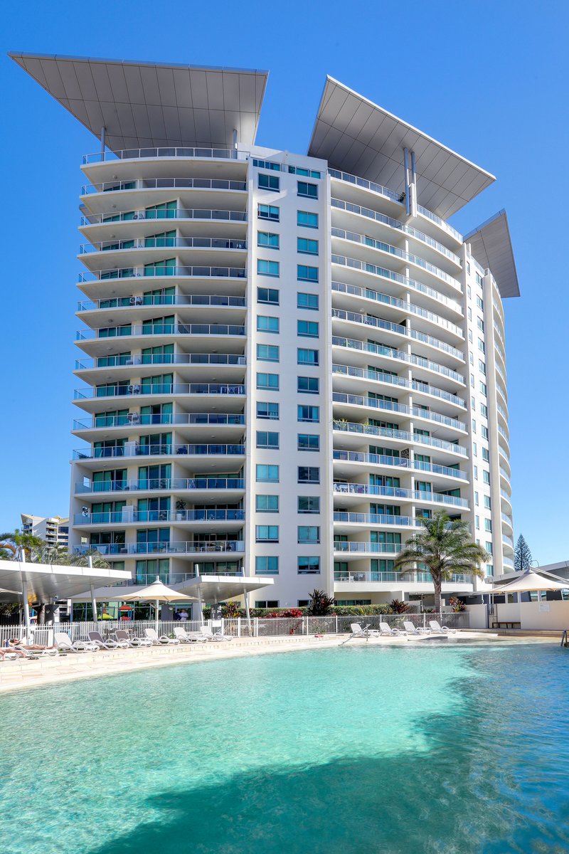 Photo - 902/18 Fern Street, Surfers Paradise QLD 4217 - Image 23