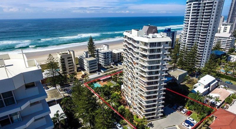 Photo - 903/10 Vista Street, Surfers Paradise QLD 4217 - Image 20