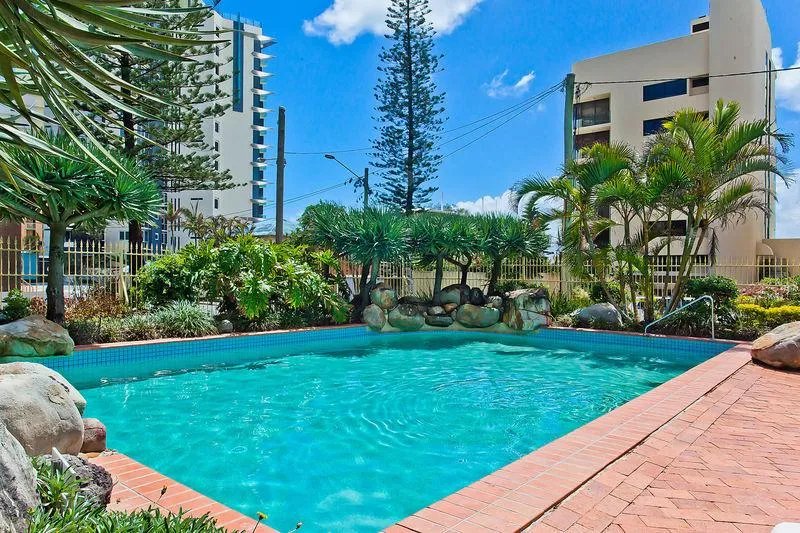 Photo - 903/10 Vista Street, Surfers Paradise QLD 4217 - Image 1