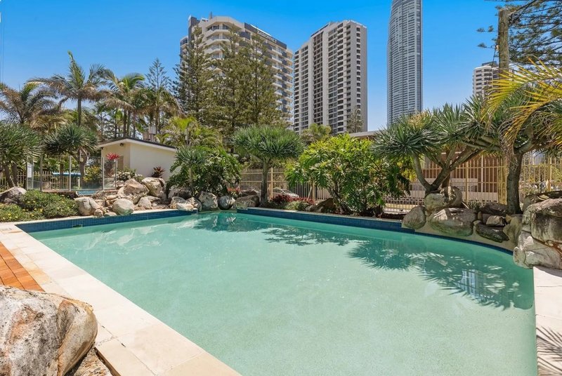 Photo - 903/10 Vista Street, Surfers Paradise QLD 4217 - Image 20