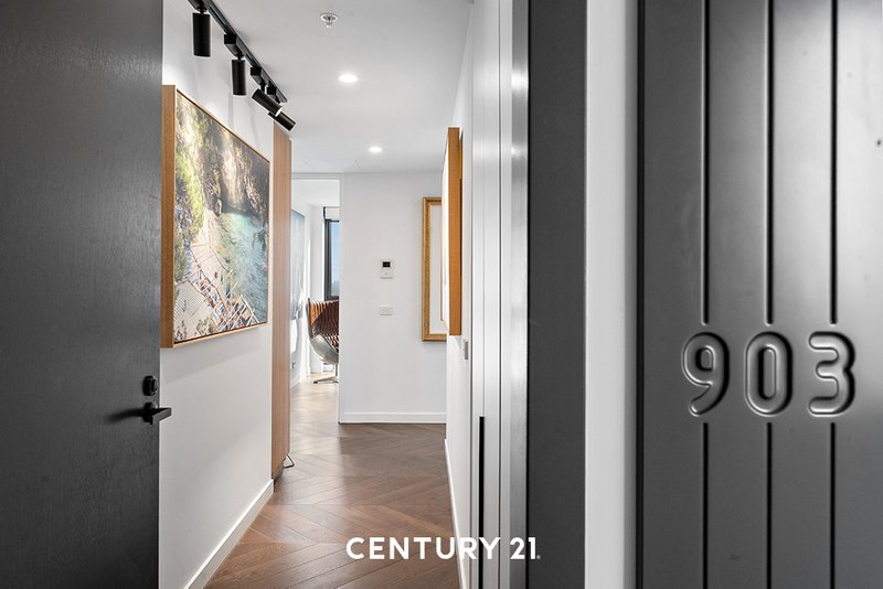 Photo - 903/17 Taylor Street, Moorabbin VIC 3189 - Image 2