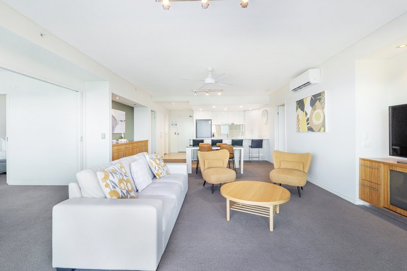 Photo - 903/185 Redcliffe Parade, Redcliffe QLD 4020 - Image 13