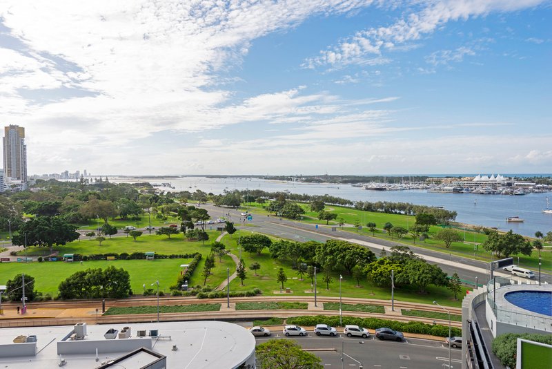 903/2 Como Crescent, Southport QLD 4215