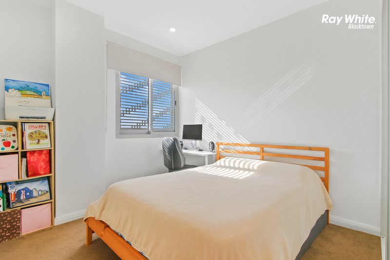 Photo - 903/5 Second Avenue, Blacktown NSW 2148 - Image 4